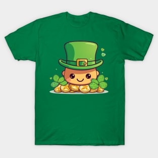 St Patricks day lucky day with shamrock and gold T-Shirt